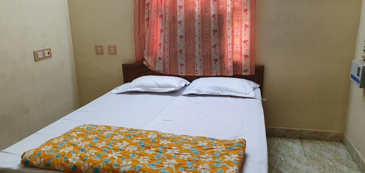 Apartmán Oonjal Veedu Kuttālam Exteriér fotografie