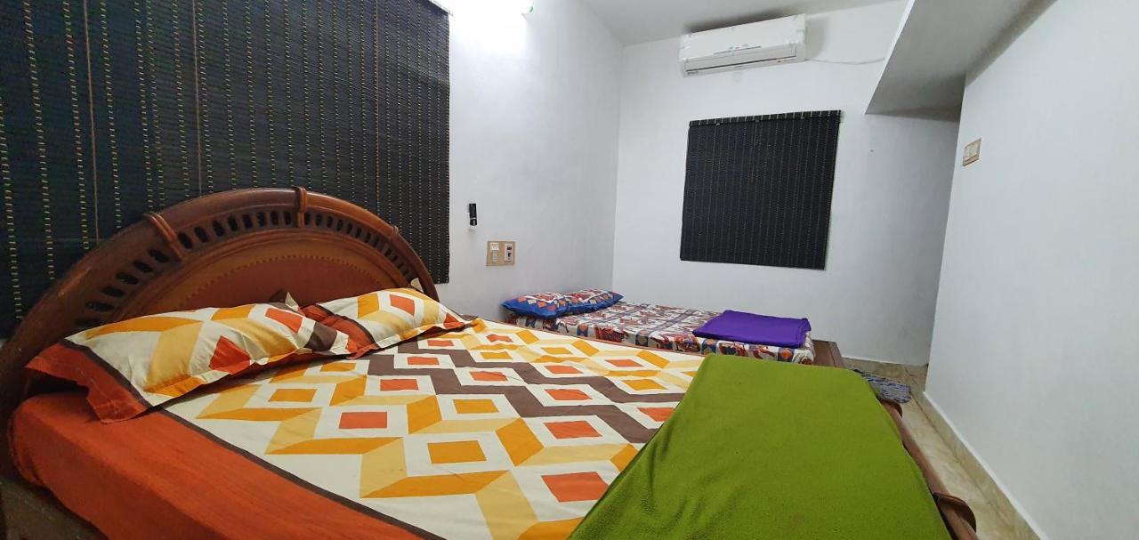 Apartmán Oonjal Veedu Kuttālam Exteriér fotografie
